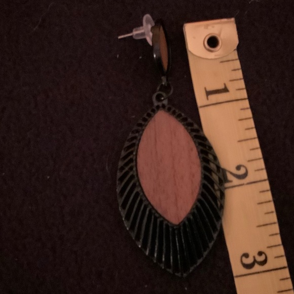 LAST PAIR Modern Chic Tear Drop Earrings - Picture 4 of 4